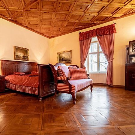 Penzion Cosmopolitan Ii. Banská Štiavnica 객실 사진