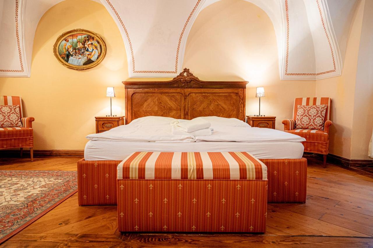 Penzion Cosmopolitan Ii. Banská Štiavnica 객실 사진