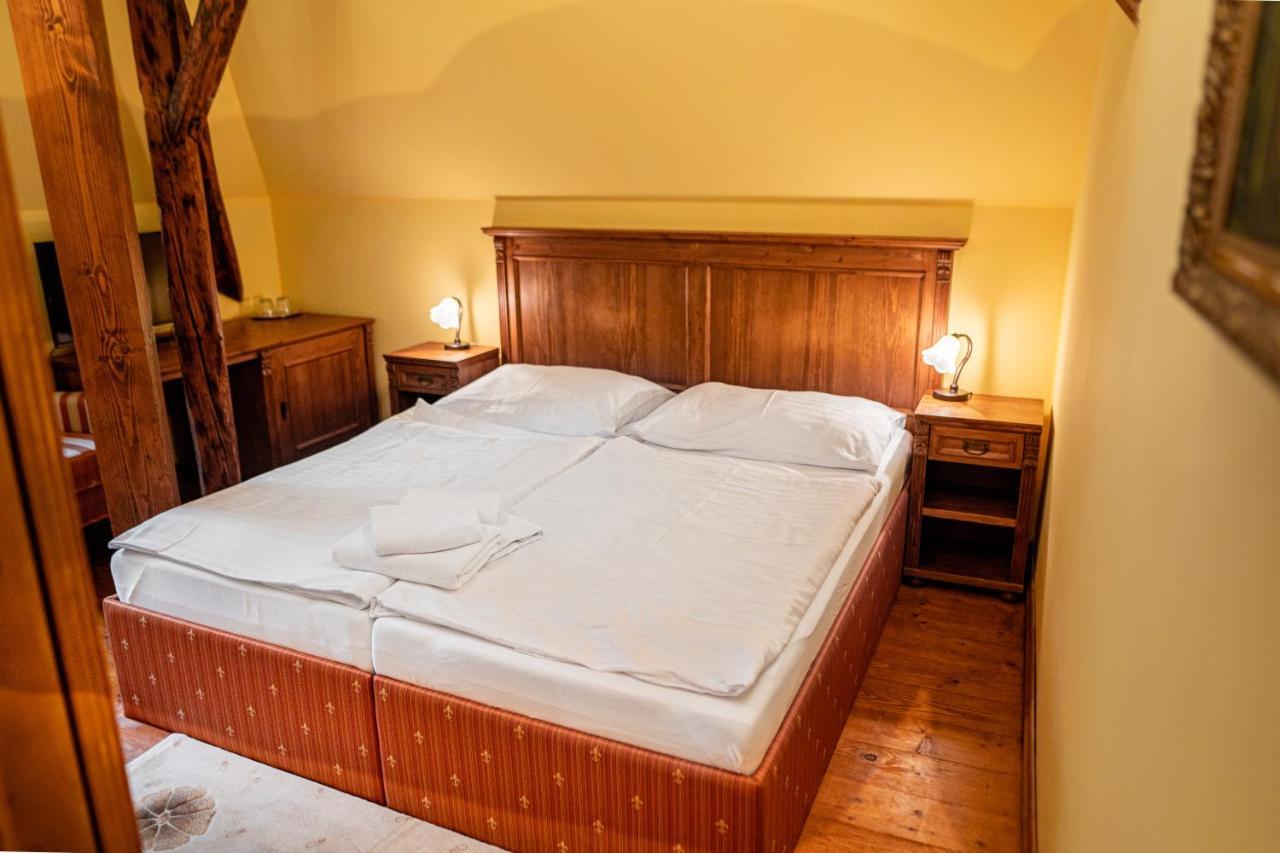 Penzion Cosmopolitan Ii. Banská Štiavnica 객실 사진