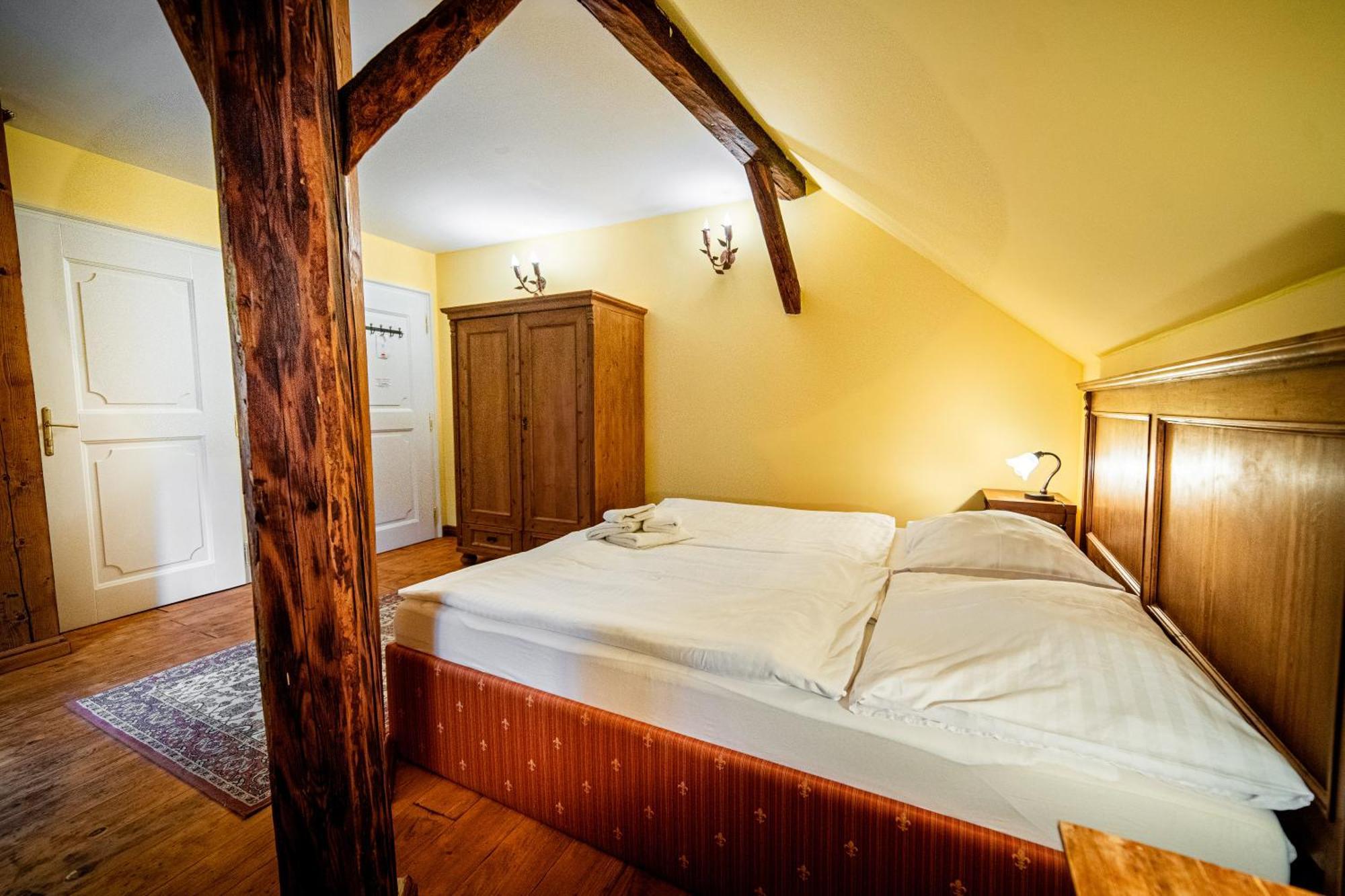 Penzion Cosmopolitan Ii. Banská Štiavnica 객실 사진