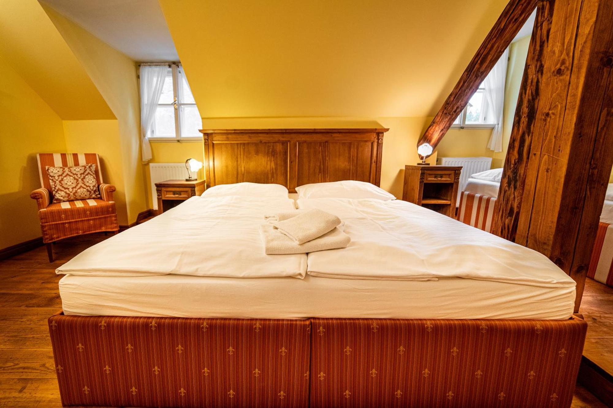Penzion Cosmopolitan Ii. Banská Štiavnica 객실 사진