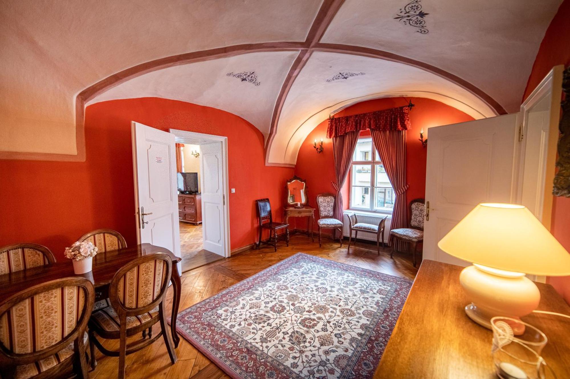 Penzion Cosmopolitan Ii. Banská Štiavnica 객실 사진